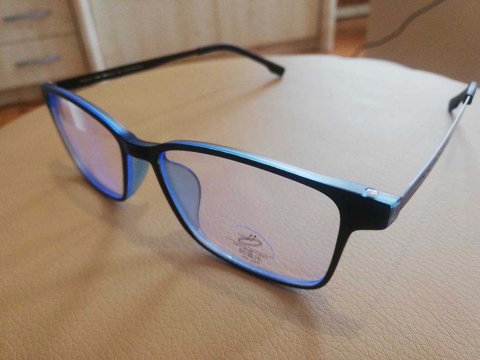 Нови Диоптрични Рамки за Очила