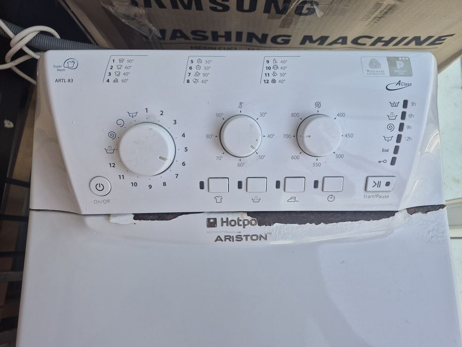 Продам стиральную машинку Ariston