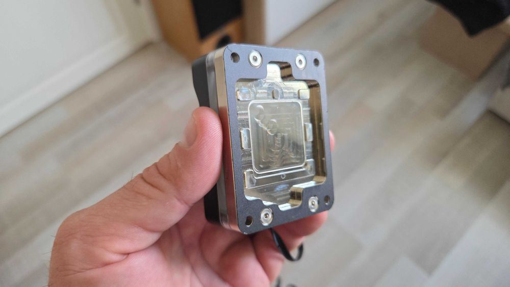 Thermal Grizzly AMD Mycro Direct-Die Pro V1 RGB, воден блок AM5