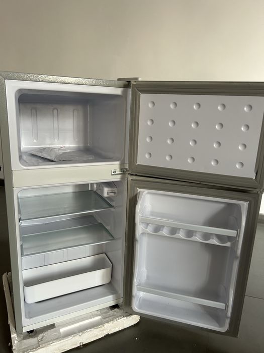 Мини холодильник с морозильной камерой