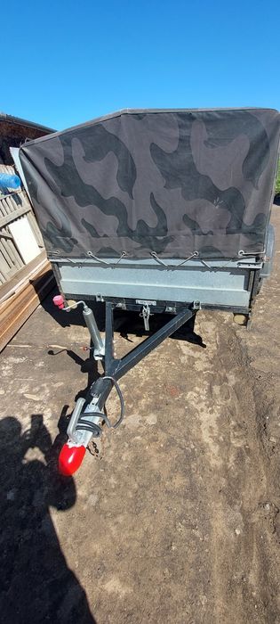 В продаже автомобильный прицеп