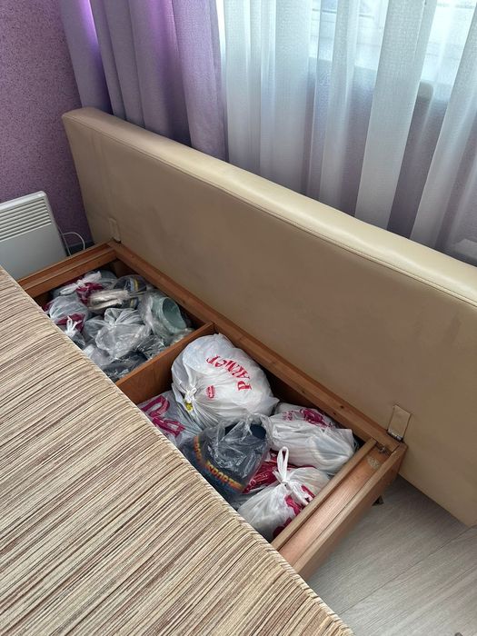 Диван в хорошем состоянии