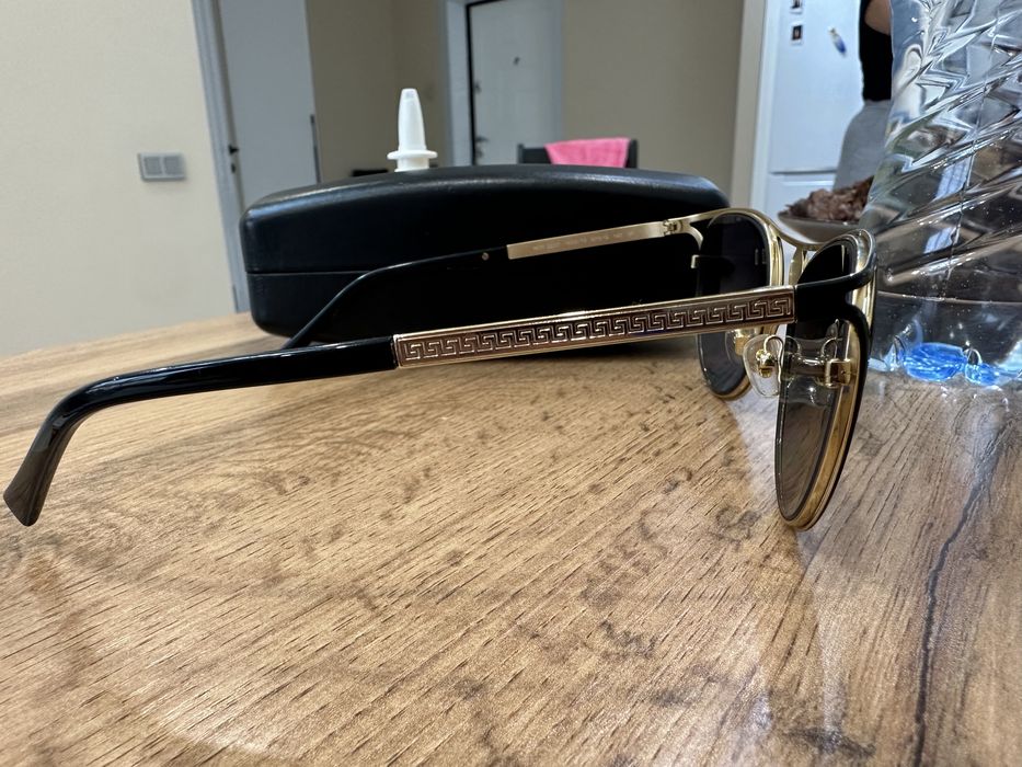 Очки versace продаю