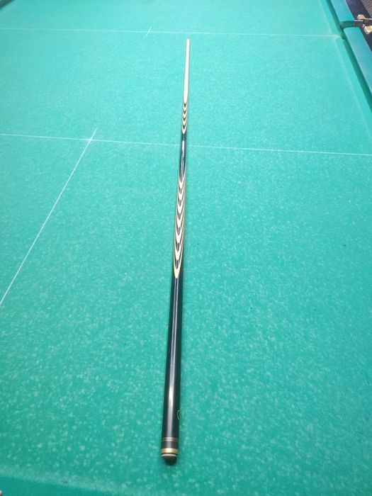 Бильярдный кий Евгений Онищенко