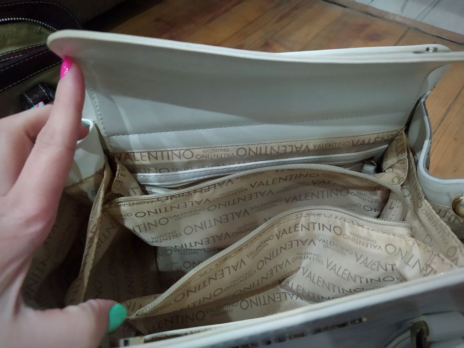 Дамски чанти Valentino Prada