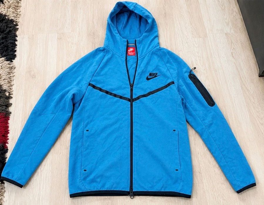 Синьо горнище Nike tech fleece