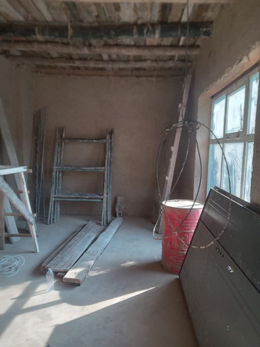 Sergili kamenterinda uy sotiladi