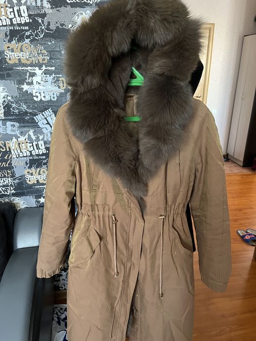 Продам женскую парку
