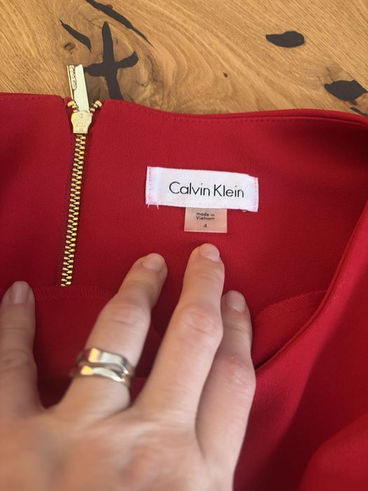 Rochie midi Calvin Klein cu eticheta