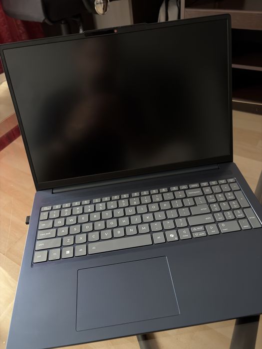 Laptop Lenovo IdeaPad Slim 3 Intel Core i7 24GB RAM, 1TB