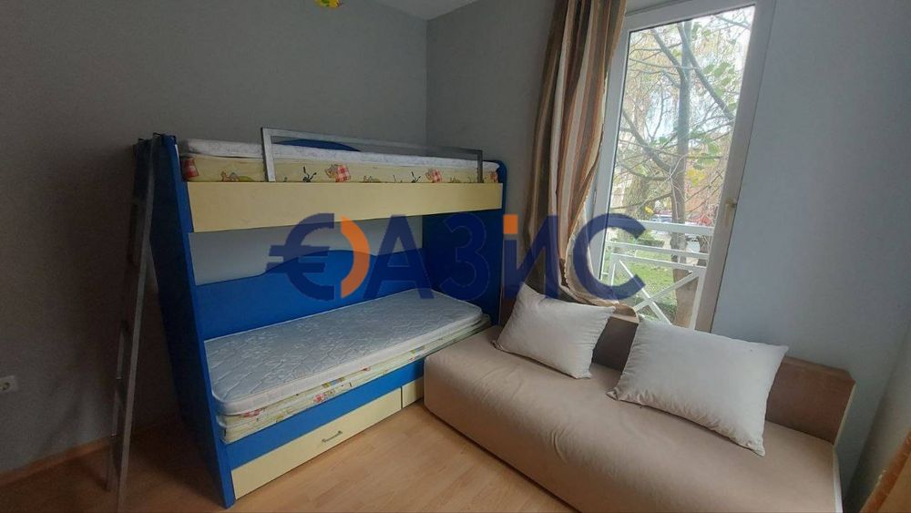 Продава се Тристаен апартамент в к.к. Слънчев бряг - 70 кв.м за 445 €/кв.м - Снимка #4