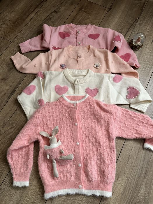 Детска пухкава жилетка