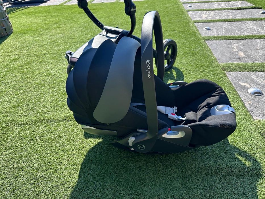 Cărucior Mima Xari +scoică Cybex Platinum