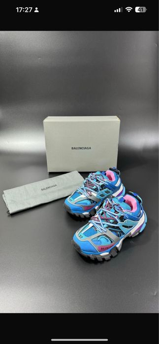 Balenciaga track