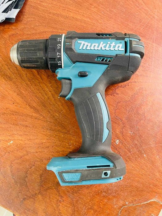 Filetanta Makita DDF482Z 18 V - pentru piese/reparat