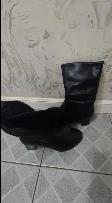 Продам полусапожки