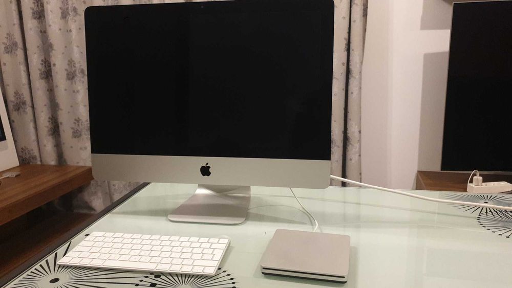 iMac 21.5", sfârșitul anului 2013