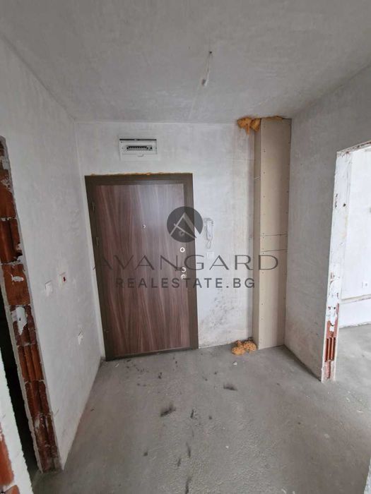 Продава се Двустаен апартамент в Пловдив, Остромила - 87 кв.м за 1466 €/кв.м - Снимка #2