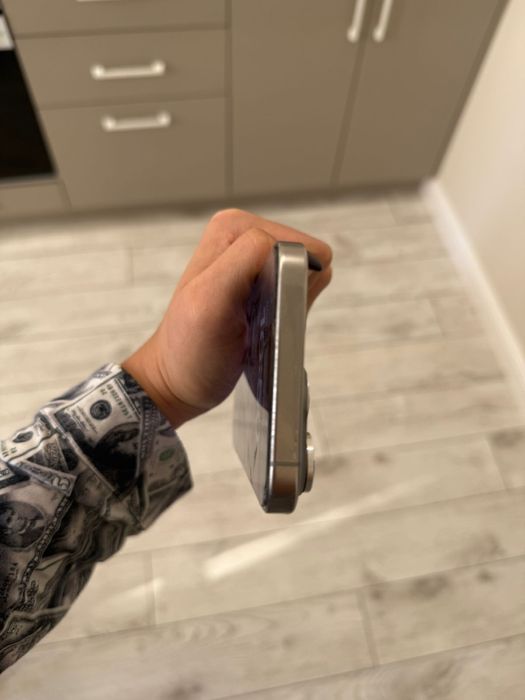 Iphone 16 pro max 256Гб