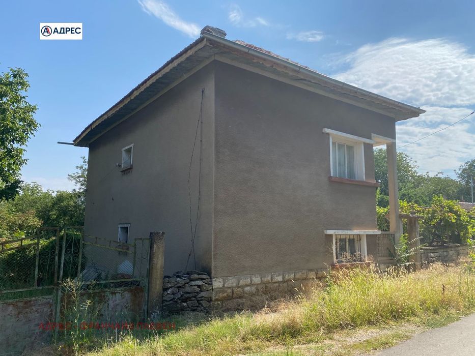 Къща в Враца, област-с.Чирен площ 162 цена 48000