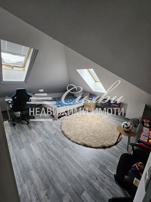 Продава се Мезонет в Шумен, Център - 400 кв.м за 1125 €/кв.м - Снимка #8