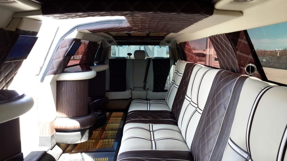 Продам лимузин Мерседес 221