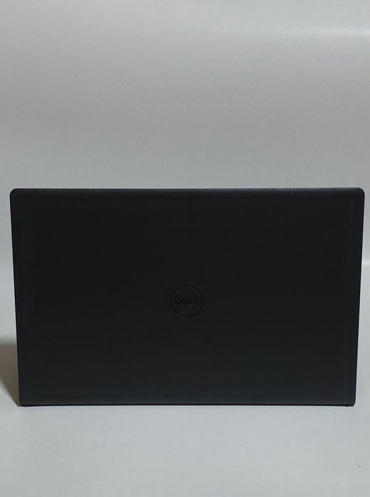 Laptop Dell Vostro 3530 i5-1334U 4.6GHz, 16GB RAM, 512GB SSD, 120Hz FH