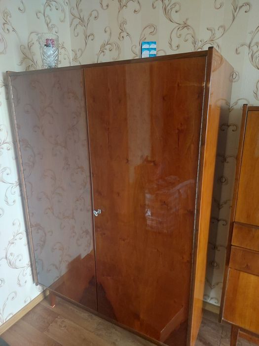 Продам мебель все за 200.000