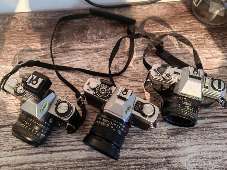 Colecție aparate foto analogice Minolta (XD-5, X-370, XG-9)