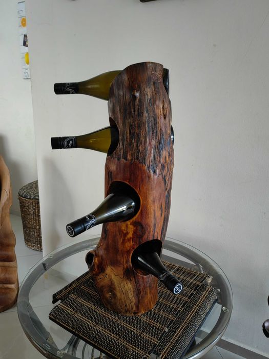 Идват празници. Арт стойка за бутилки.