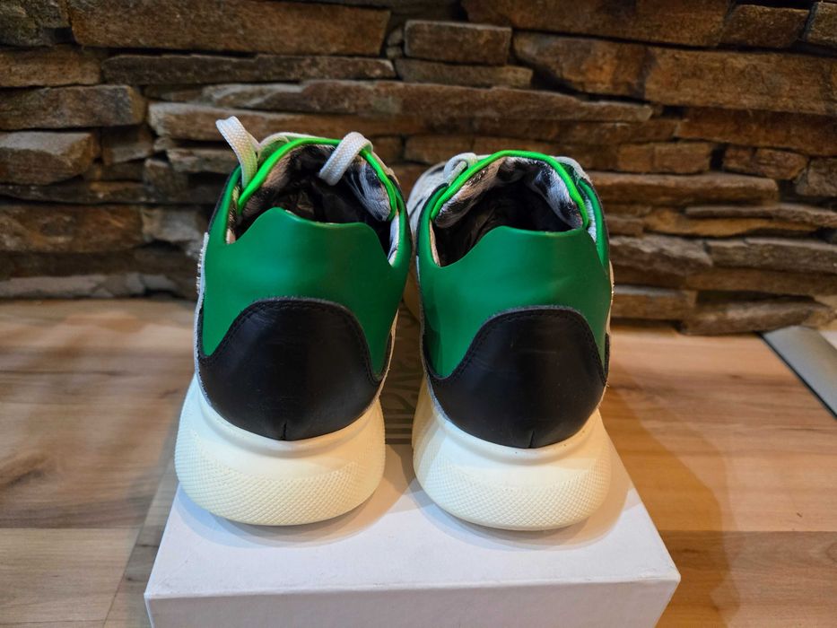 Детски маратонки Roberto Cavalli/N-36/ Перфектно състояние 100% Оригин