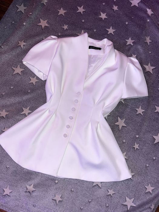 Пиджак белое новое