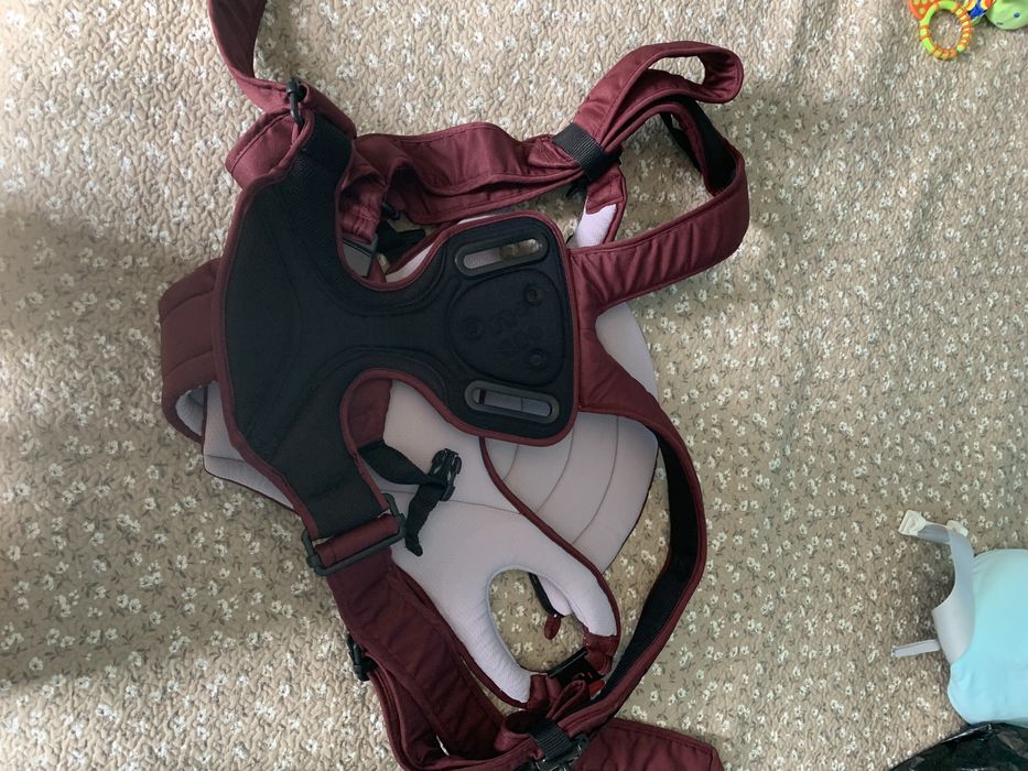 Продам детский Кенгуру Chicco