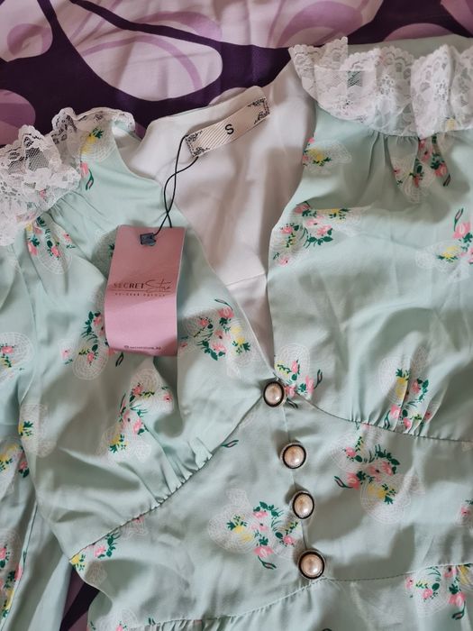 Платье легкое красивое