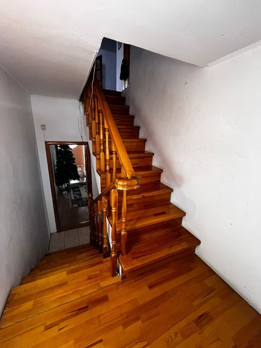 Продам дом. В центр города.