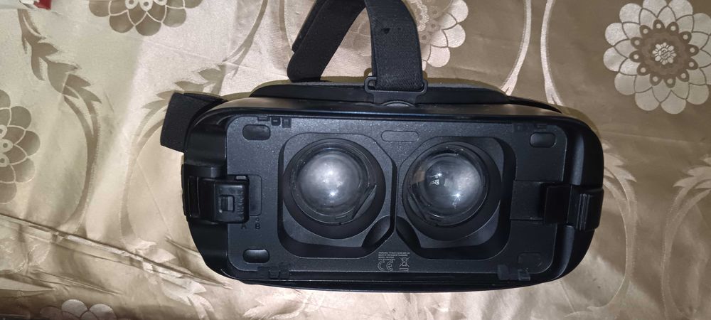 Продаётся вертуалние очки