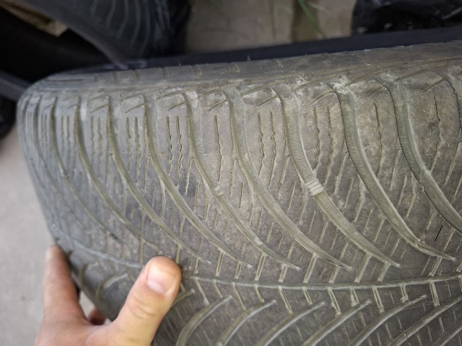 Vândă anvelope Goodyear