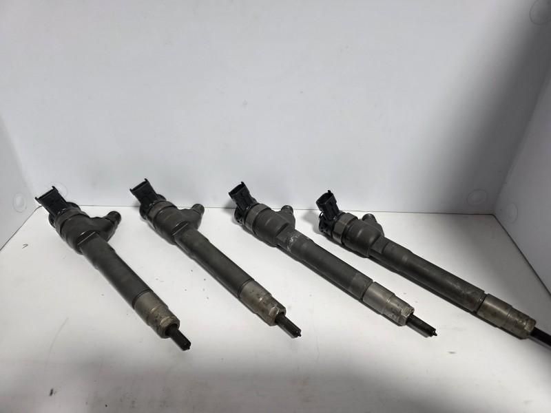 Set injectoare Opel Vivaro B 1.6 cdti