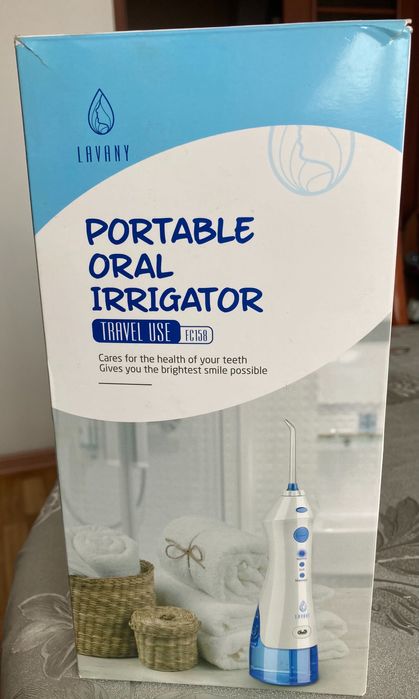 Профессиональный портативный ирригатор для полости рта