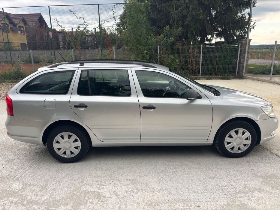 SKODA Octavia 2013 — imagine 4