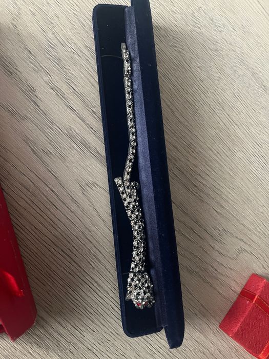 Браслеты, кольцо и серьги из серебра