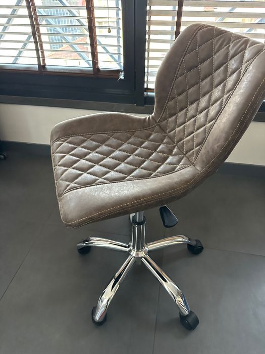 Стол на колелца Jack + доставка и 24м гаранция