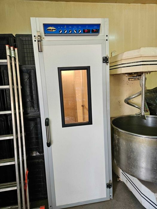 ОБУРУДВАНЕ ЗА ПРОИЗВОДСТВО НА ТЕСТЕНИ ЗАКУСКИ