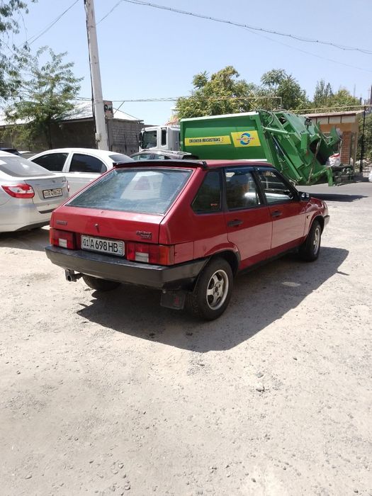 Продаётся Лада 2109, На Бензин. Состояние хорошее.