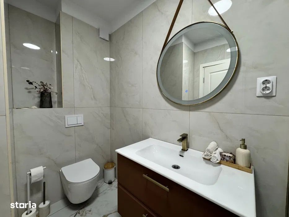 Apartament de vanzare 2 camere 45mp balcon 10mp zona Floresti Eroilor