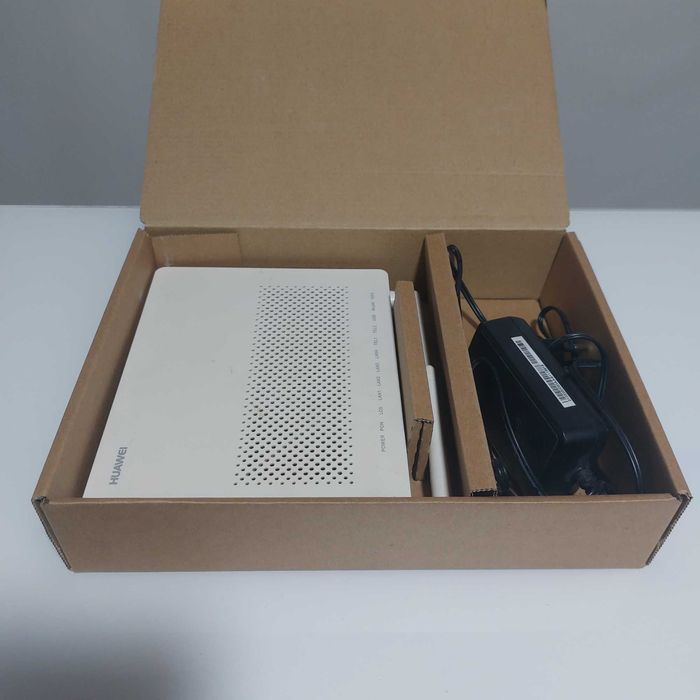 Оптичен рутер (GPON Терминал) Huawei EchoLife HG8245H