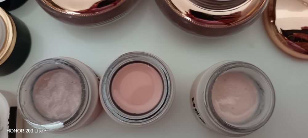 Geluri UV  oje semipermanente