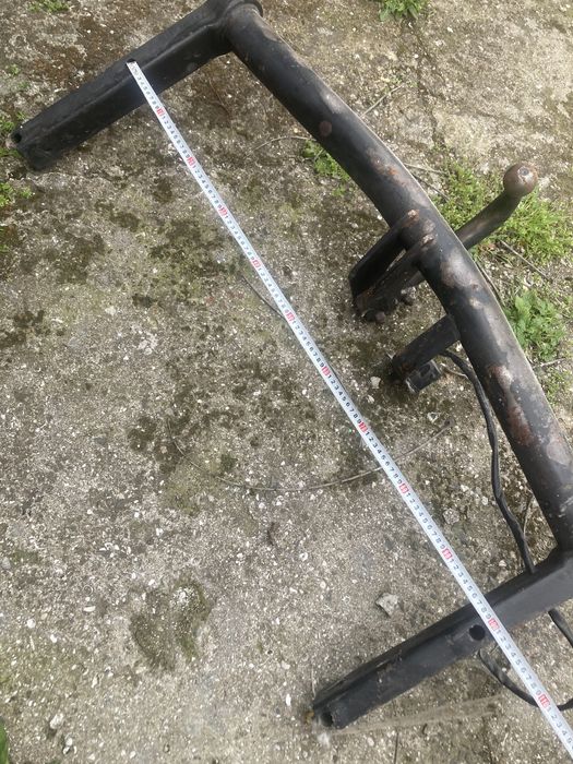 Теглич за автомобил