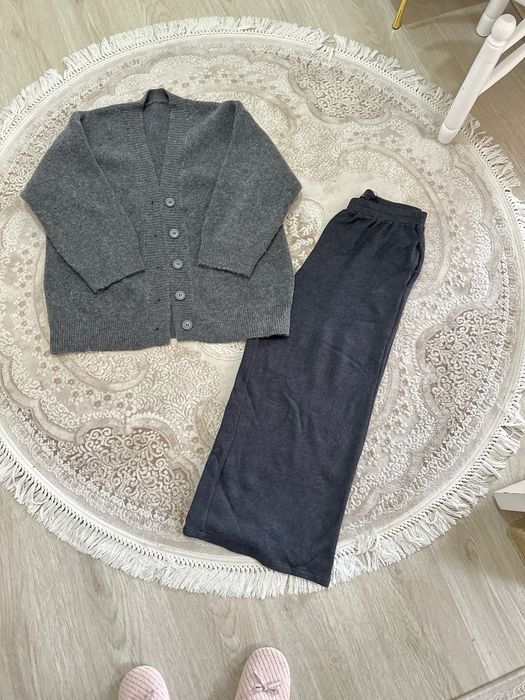 продается женская одежда брючки кофты двойки спортифки кардиган размер