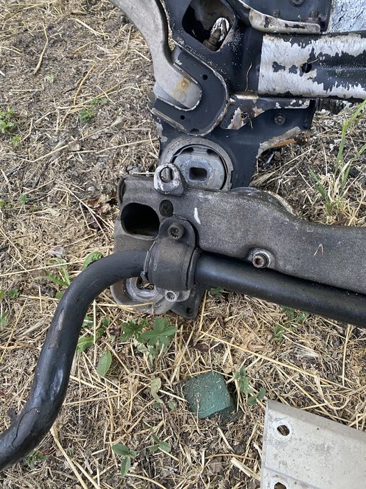 Преден мост/ стабилизираща щанга  Audi A8 D3 3.7